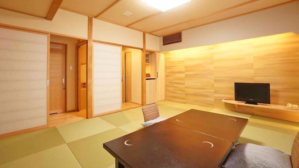 Tsukino Sumika Atami Juraku Hotel Eksteriør billede