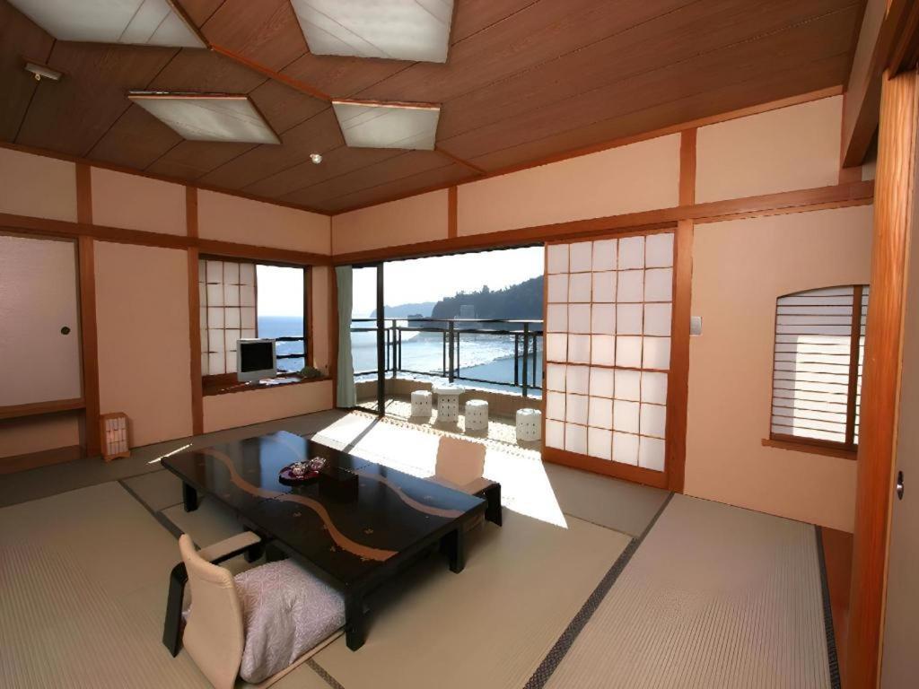 Tsukino Sumika Atami Juraku Hotel Eksteriør billede